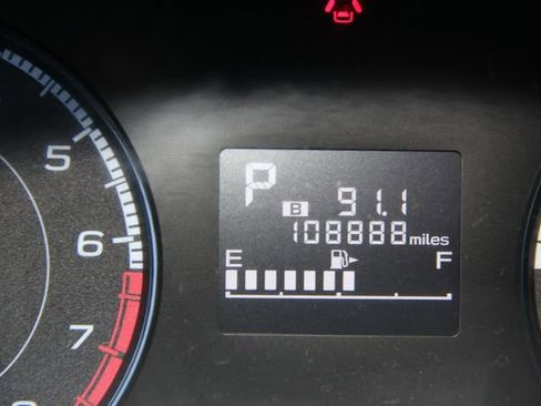 Used 2018 Subaru Crosstrek 2.0i Premium image 22