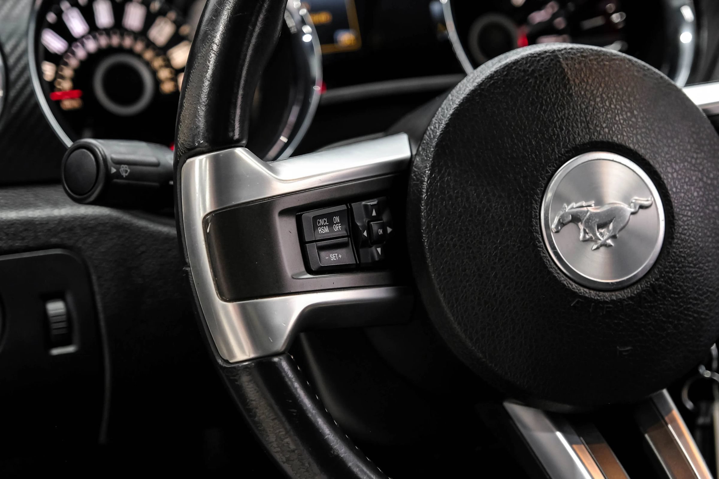 Used 2014 Ford Mustang GT Premium w/ Electronics Package RWD image 21