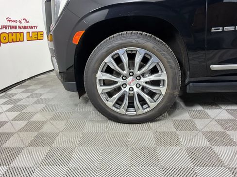 Used 2023 GMC Yukon Denali AWD/4WD image 10