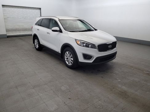 Used 2018 Kia Sorento AWD image 13
