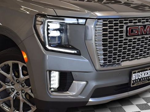 Used 2024 GMC Yukon Denali w/ Denali Reserve Package AWD/4WD image 30