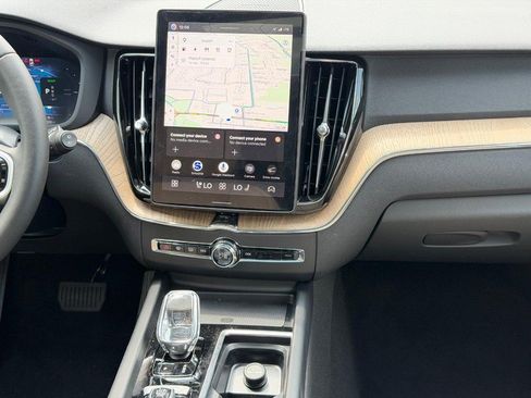 New 2026 Volvo XC60 T8 Plus w/ Climate Package AWD/4WD image 7