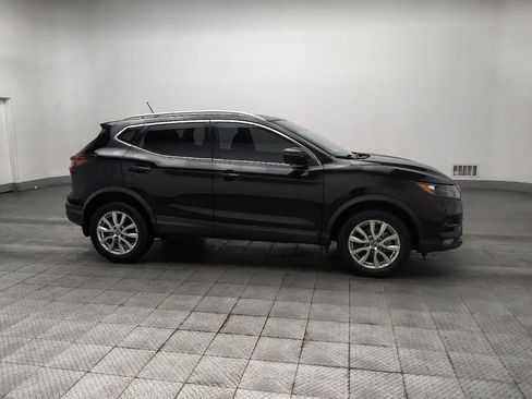 Used 2021 Nissan Rogue Sport SV FWD image 11