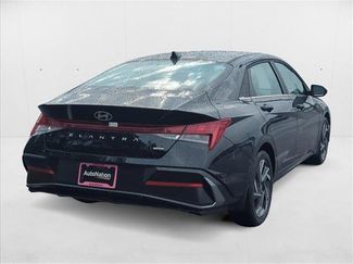 New 2025 Hyundai Elantra Limited video 2