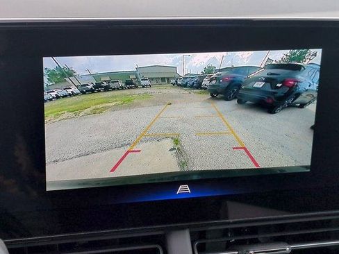 New 2026 Chevrolet Trax RS w/ Sunroof Package FWD image 14