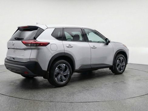 Used 2025 Nissan Rogue SV AWD/4WD image 9