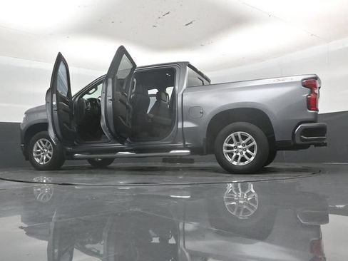 Used 2021 Chevrolet Silverado 1500 RST w/ Convenience Package II AWD/4WD image 59