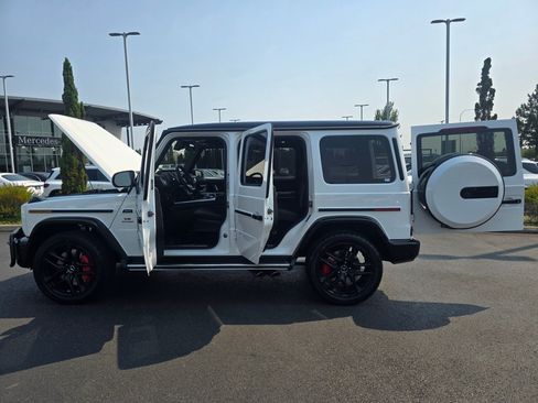 Used 2024 Mercedes-Benz G 63 AMG 4MATIC image 12