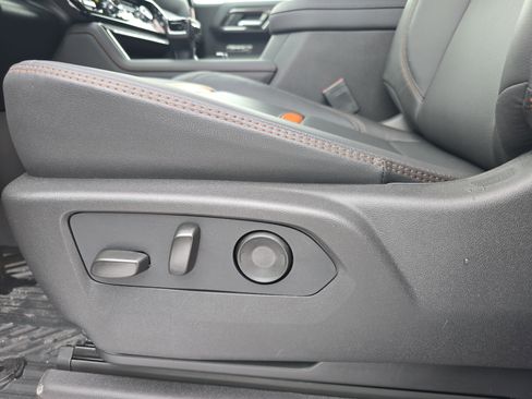 New 2026 GMC Sierra 1500 AT4 w/ Technology Package image 12