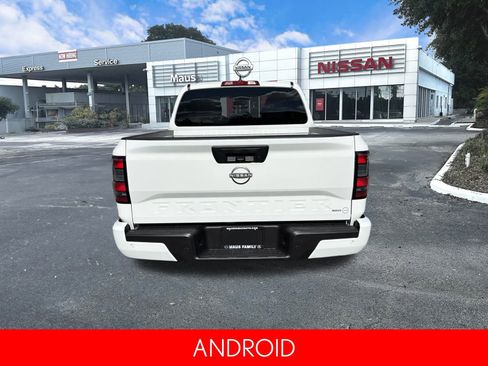 Certified 2025 Nissan Frontier SV image 4