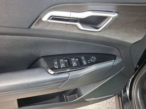Certified 2023 Kia Sportage X-Line w/ X-Line Premium Package image 13