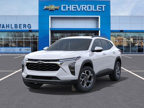 New 2026 Chevrolet Trax LT w/ Driver Confidence Package image 30