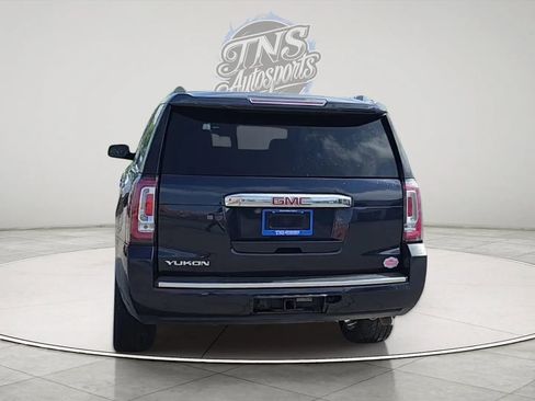 Used 2017 GMC Yukon Denali w/ Open Road Package AWD/4WD image 6