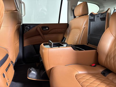 Used 2019 INFINITI QX80 Luxe w/ Proactive Package AWD/4WD image 39