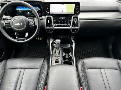 Certified 2023 Kia Sorento SX AWD/4WD image 15
