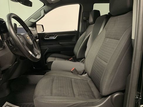 Used 2023 Chevrolet Silverado 1500 LT AWD/4WD image 9