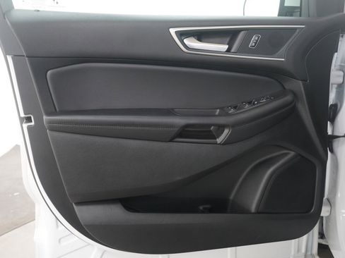 Used 2024 Ford Edge SEL image 19