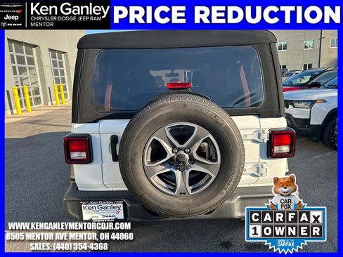 Used 2023 Jeep Wrangler Unlimited Sport AWD/4WD image 9