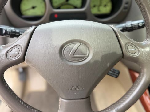 Used 1999 Lexus GS 400 RWD image 16