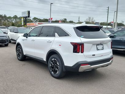 New 2026 Kia Sorento S w/ S Panoramic Sunroof Package