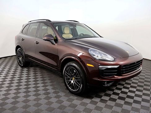 Used 2018 Porsche Cayenne image 4