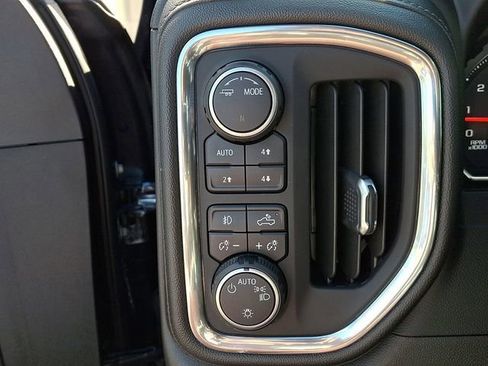 Used 2022 Chevrolet Silverado 2500 LT w/ Convenience Package AWD/4WD image 37