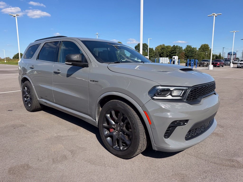 Used 2023 Dodge Durango R/T w/ Tow 'N Go Package AWD/4WD image 4