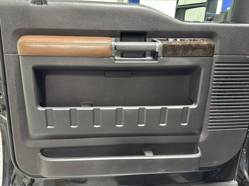 Used 2015 Ford F250 Platinum AWD/4WD image 20