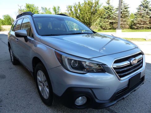 Used 2018 Subaru Outback 2.5i Premium AWD/4WD image 5
