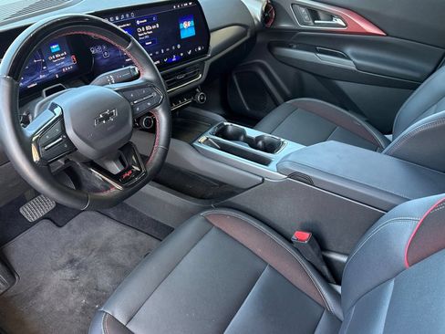 Used 2024 Chevrolet Equinox EV RS FWD image 5