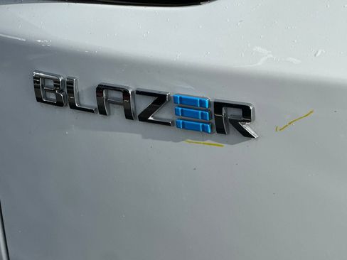 Used 2026 Chevrolet Blazer EV LT image 47