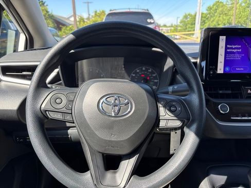 Used 2024 Toyota Corolla LE FWD image 16