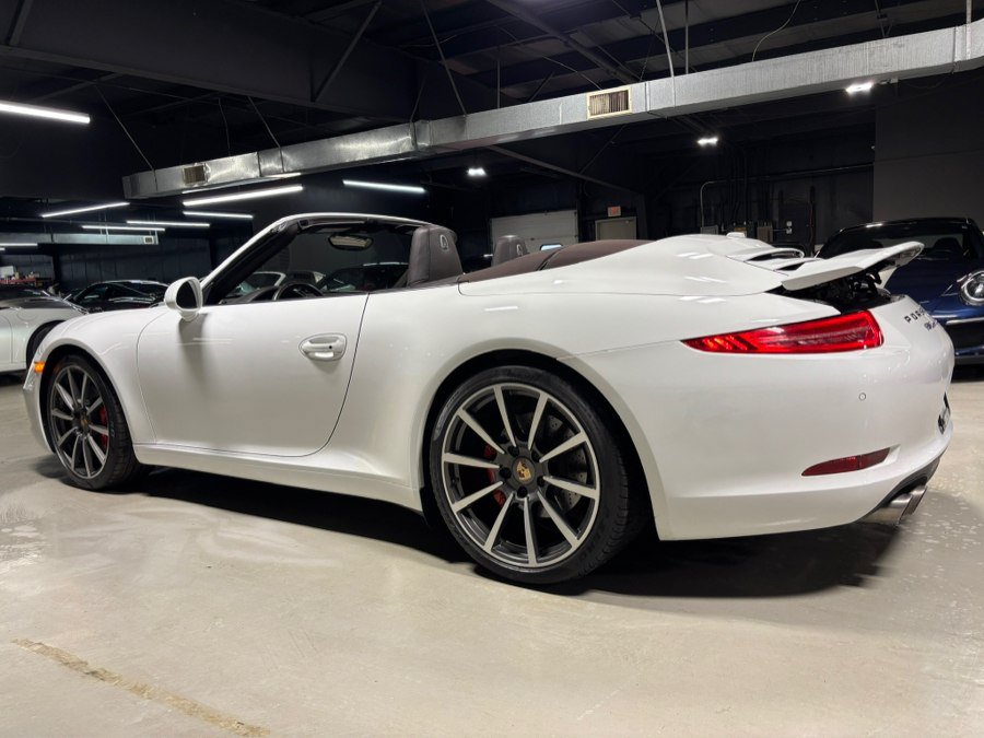 Used 2013 Porsche 911 Carrera S RWD image 2