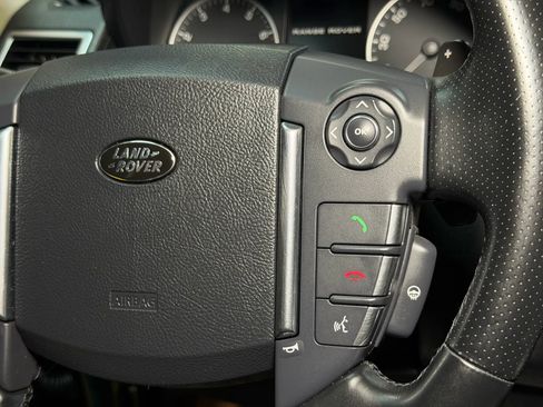 Used 2013 Land Rover Range Rover Sport HSE image 41