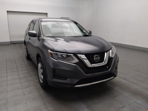 Used 2019 Nissan Rogue S FWD image 13
