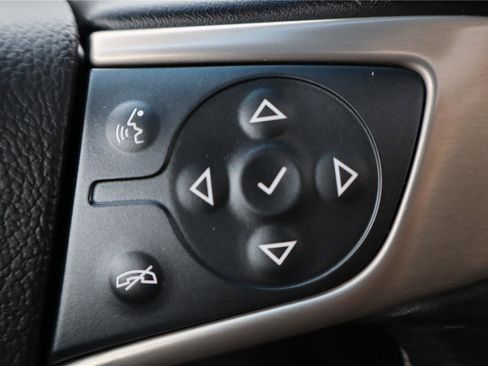 Used 2019 GMC Yukon Denali w/ Denali Ultimate Package image 19