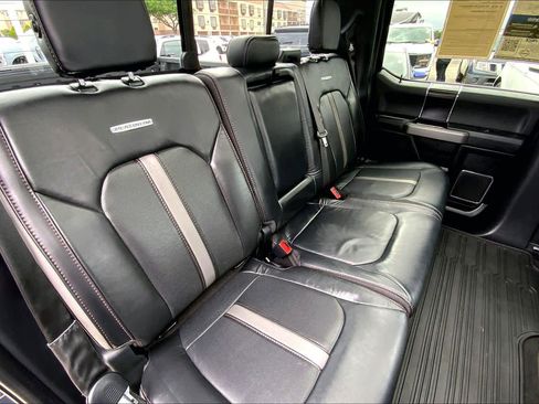 Used 2019 Ford F150 Platinum w/ Equipment Group 701A Luxury image 18