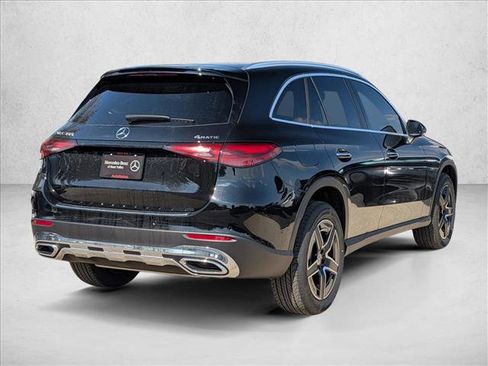 New 2026 Mercedes-Benz GLC 300 4MATIC image 2