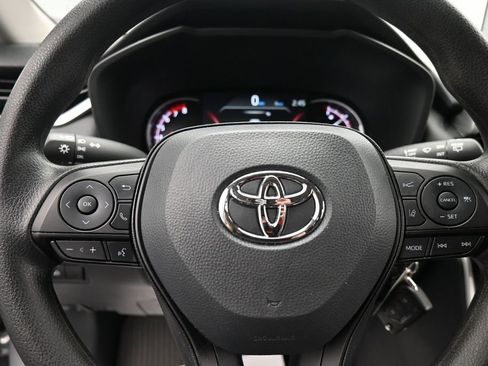 Used 2025 Toyota RAV4 LE FWD image 20