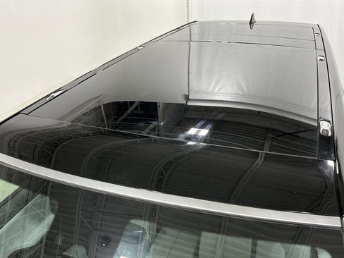 Used 2023 Rivian R1S Adventure image 13