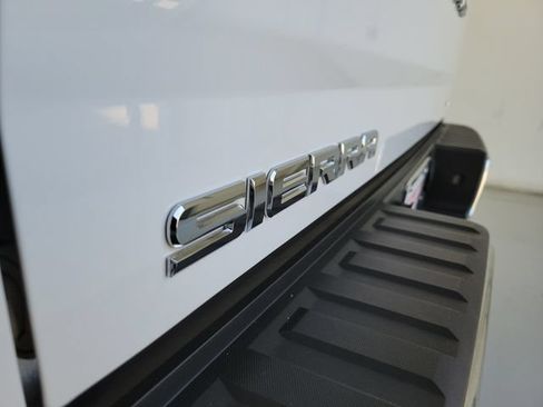 Used 2014 GMC Sierra 1500 SLE w/ Texas SLE Value Package RWD image 9