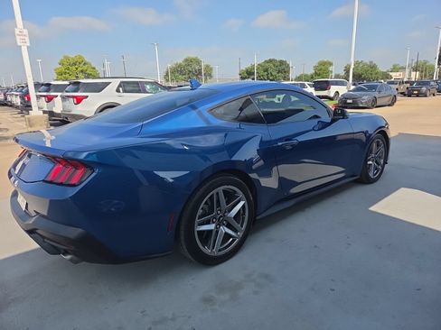 Used 2024 Ford Mustang GT Premium RWD image 3