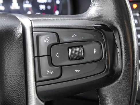 Used 2023 GMC Yukon XL SLT AWD/4WD image 27