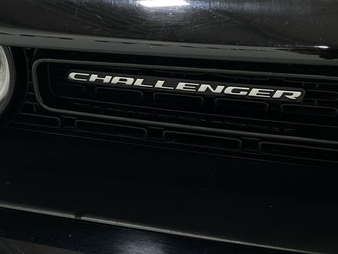 Used 2018 Dodge Challenger R/T Scat Pack image 39