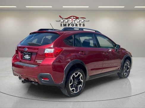Used 2017 Subaru Crosstrek 2.0i Premium image 5