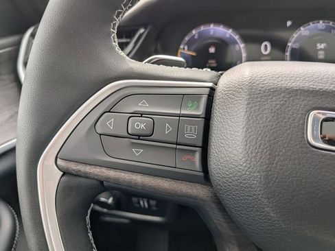 New 2026 Jeep Grand Cherokee Altitude AWD/4WD image 23