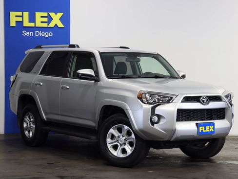 Used 2019 Toyota 4Runner SR5 image 8
