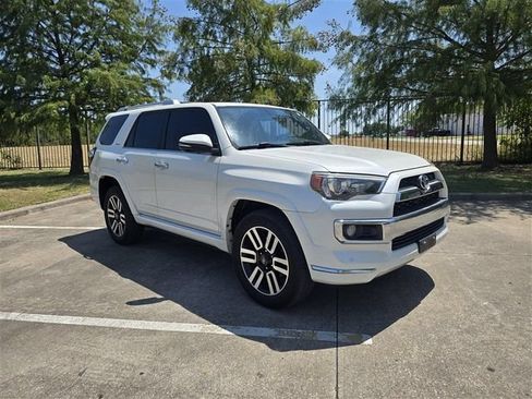 Used 2017 Toyota 4Runner Limited AWD/4WD image 8