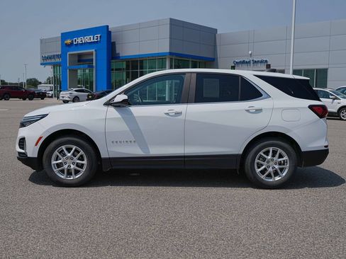 Used 2024 Chevrolet Equinox LT AWD/4WD image 10