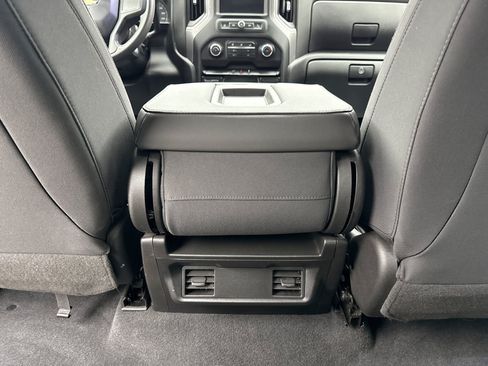 Used 2020 Chevrolet Silverado 1500 Custom w/ Custom Value Package AWD/4WD image 19